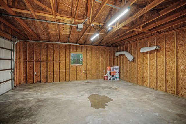 1165 Bleich Rd, Paducah, KY 42003