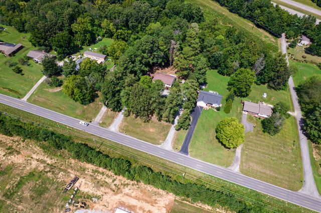 1165 Bleich Rd, Paducah, KY 42003