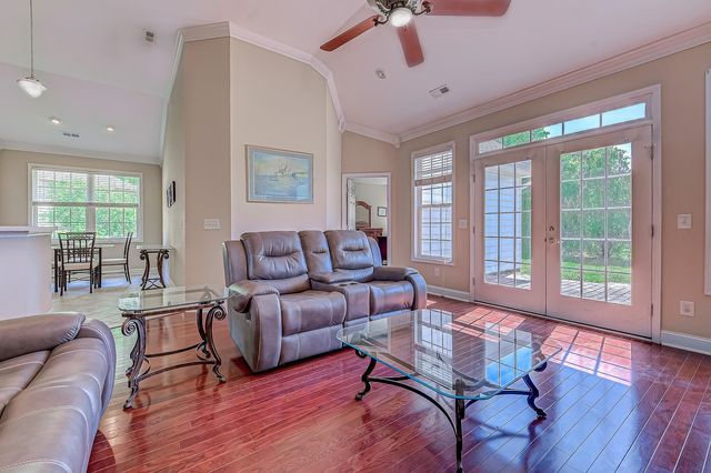 1022 Dublin Dr., Conway, SC 29526