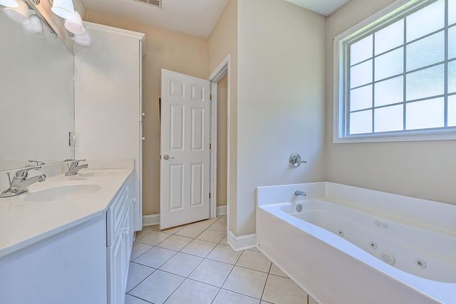 1022 Dublin Dr., Conway, SC 29526