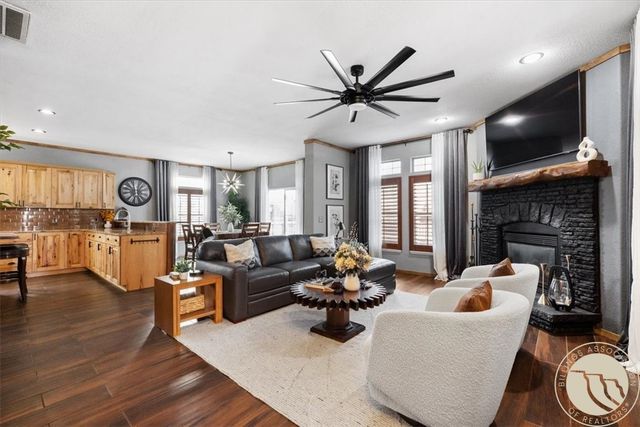 1110 Lazy M Street, Red Lodge, MT 59068