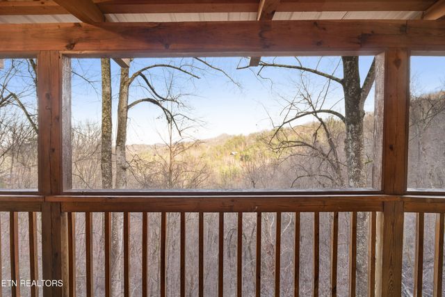 2558 Wildcat Ridge Rd, Sevierville, TN 37862