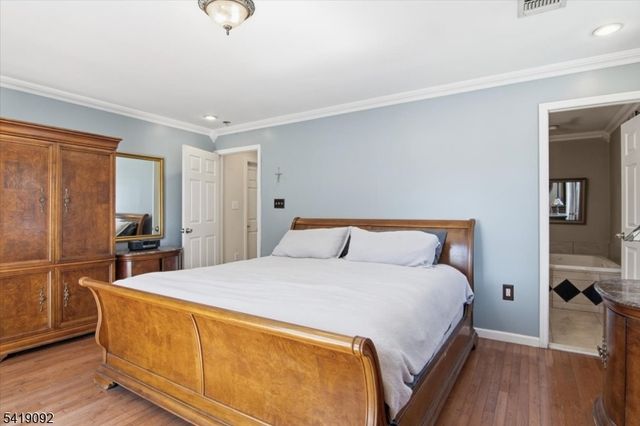 7 Strickland Ave, Little Falls Twp., NJ 07424