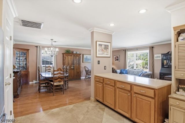 7 Strickland Ave, Little Falls Twp., NJ 07424
