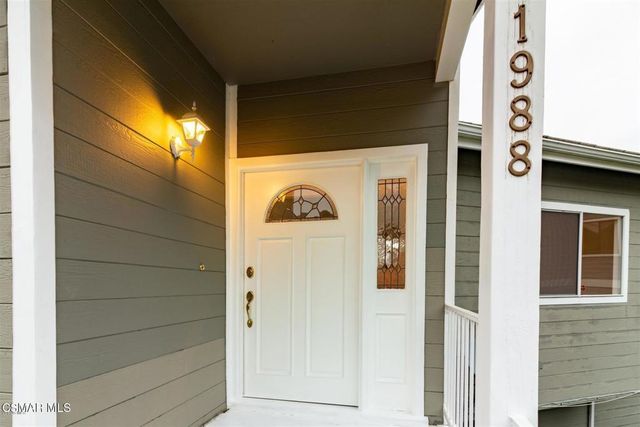 1988 Lookout Drive, Agoura Hills, CA 91301