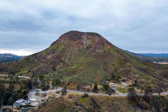 1988 Lookout Drive, Agoura Hills, CA 91301