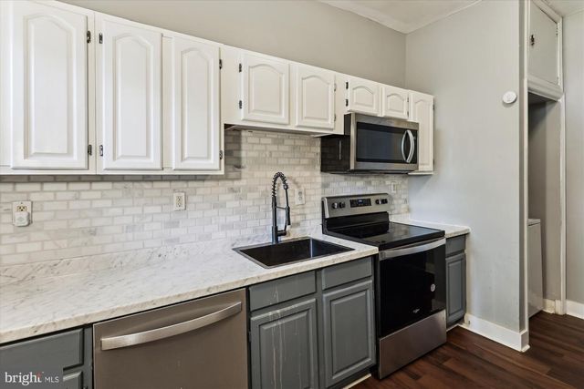 2315 MCCULLOH ST, Baltimore, MD 21217