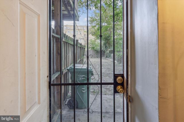 2315 MCCULLOH ST, Baltimore, MD 21217