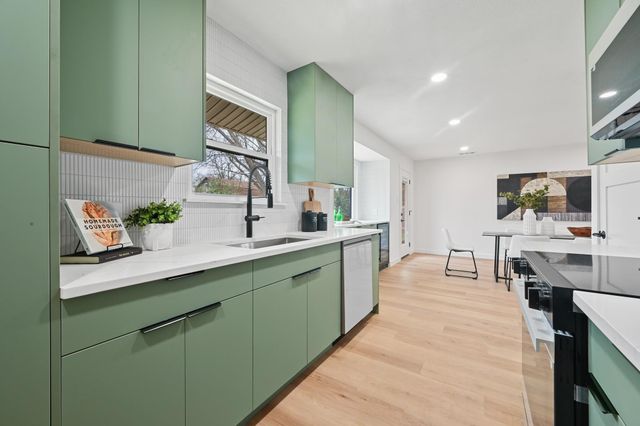 2600 Berkett DR, Austin, TX 78745