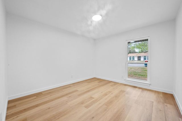 2600 Berkett DR, Austin, TX 78745