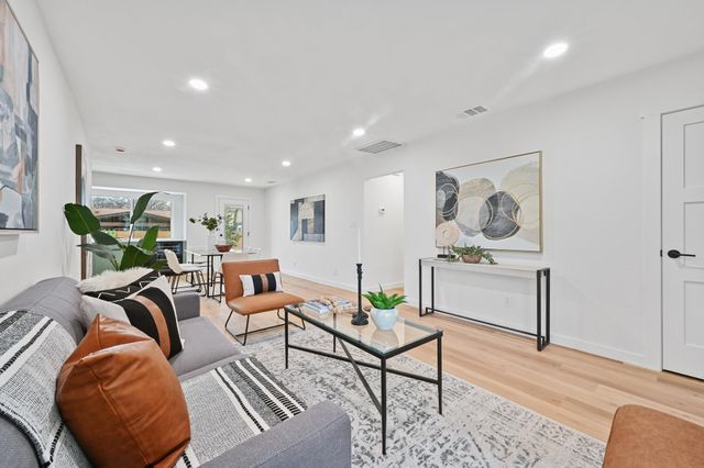 2600 Berkett DR, Austin, TX 78745