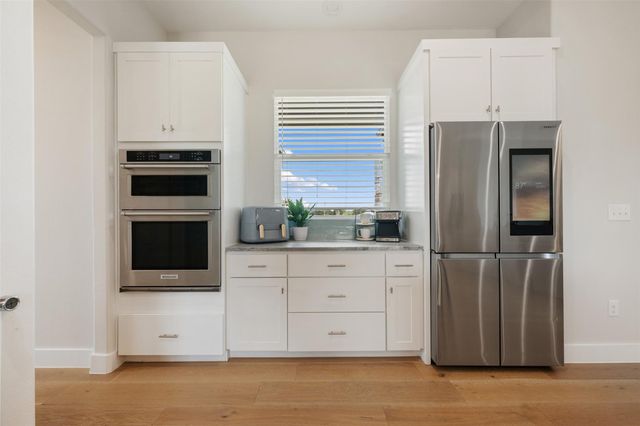 100 Huerta RD, Florence, TX 76527