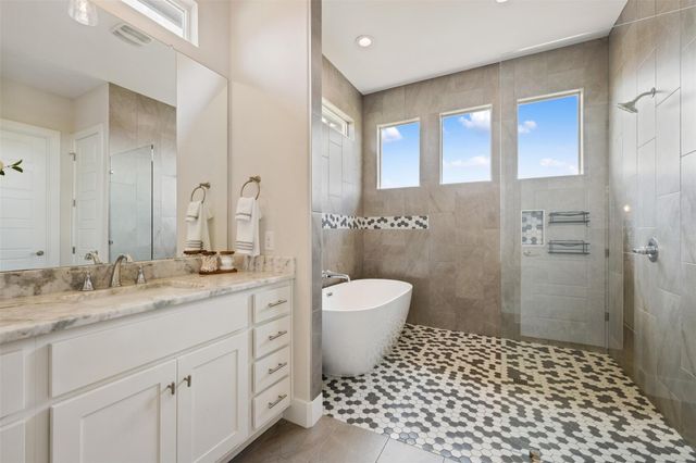 100 Huerta RD, Florence, TX 76527