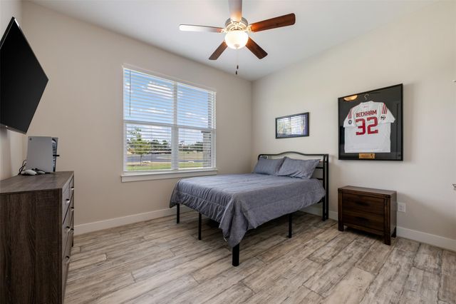 100 Huerta RD, Florence, TX 76527