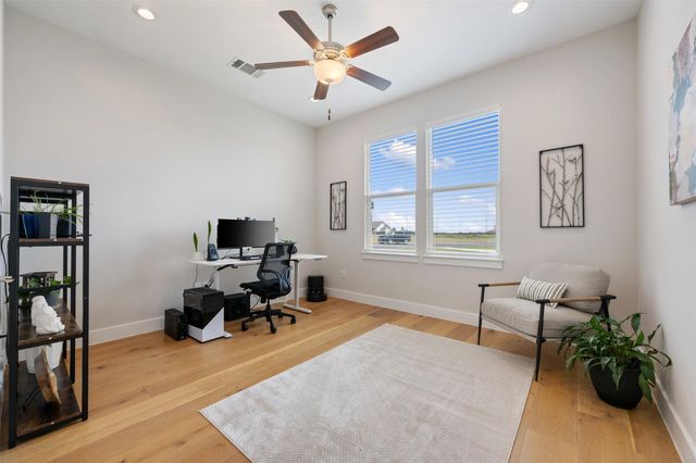 100 Huerta RD, Florence, TX 76527