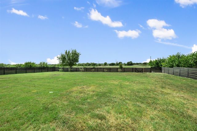 100 Huerta RD, Florence, TX 76527
