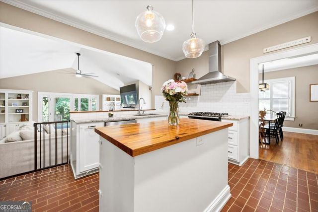 425 Ashley Place, Macon, GA 31204