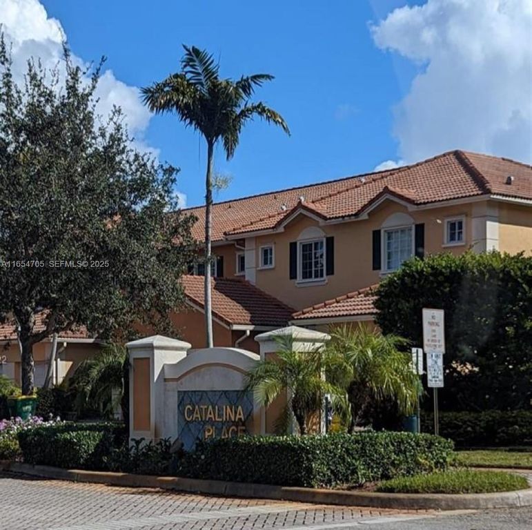 6407 Catalina Lane 6407, Tamarac, FL 33321