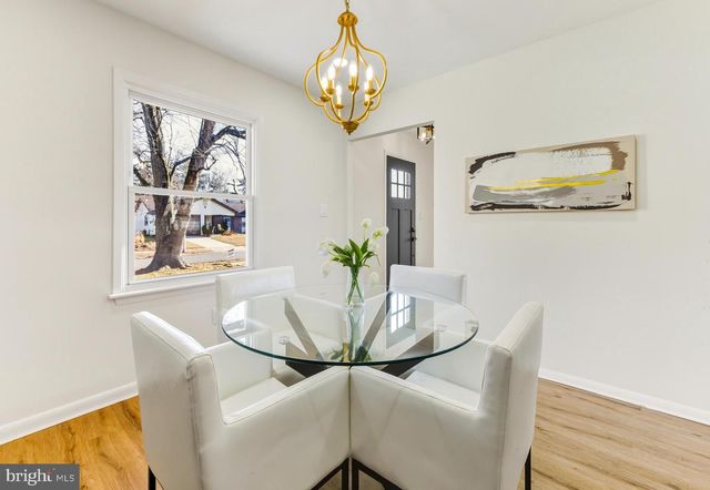 53 SPINDLETOP LN, Willingboro, NJ 08046