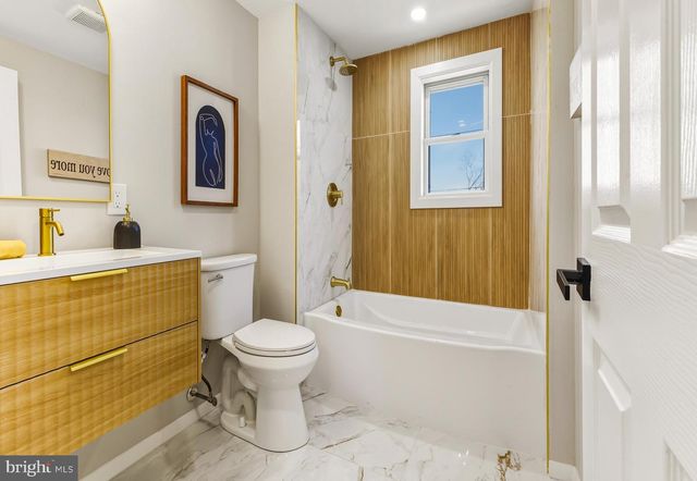 53 SPINDLETOP LN, Willingboro, NJ 08046