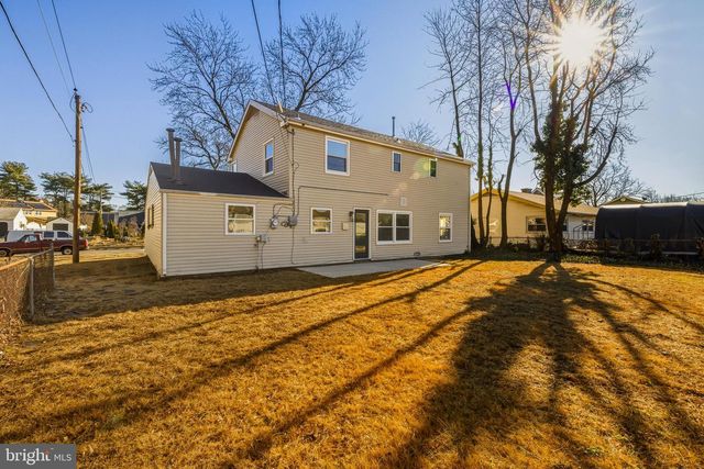 53 SPINDLETOP LN, Willingboro, NJ 08046