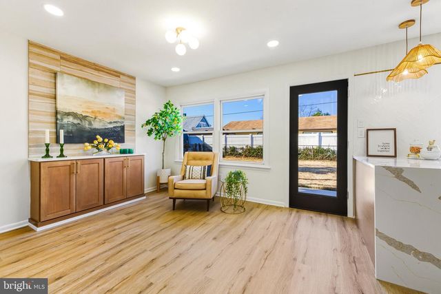 53 SPINDLETOP LN, Willingboro, NJ 08046