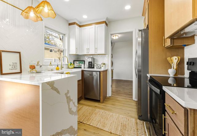 53 SPINDLETOP LN, Willingboro, NJ 08046