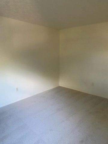 6802 Chesley Road, Dublin, OH 43017