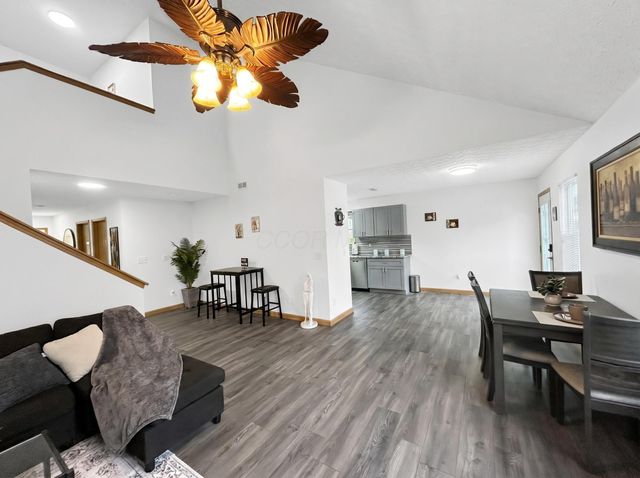 4048 Grayson Drive, Obetz, OH 43207