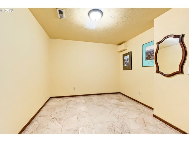 14655 Nw WEST UNION Rd, Portland, OR 97229