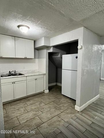 4413 MONCRIEF Road W, Jacksonville, FL 32209