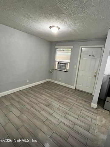 4413 MONCRIEF Road W, Jacksonville, FL 32209