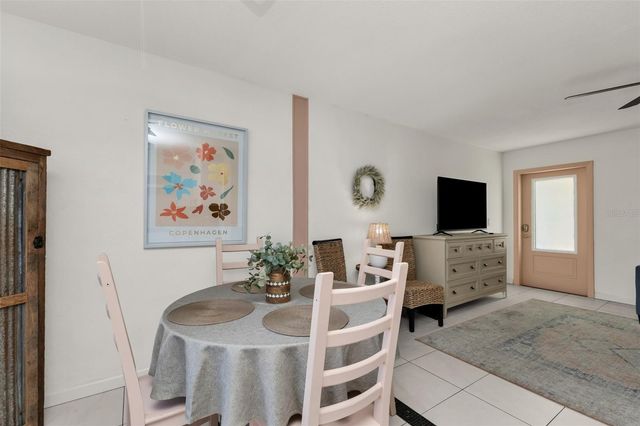 700 W VENICE AVENUE 206, Venice, FL 34285