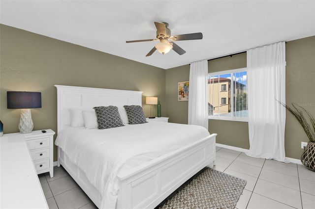 700 W VENICE AVENUE 206, Venice, FL 34285
