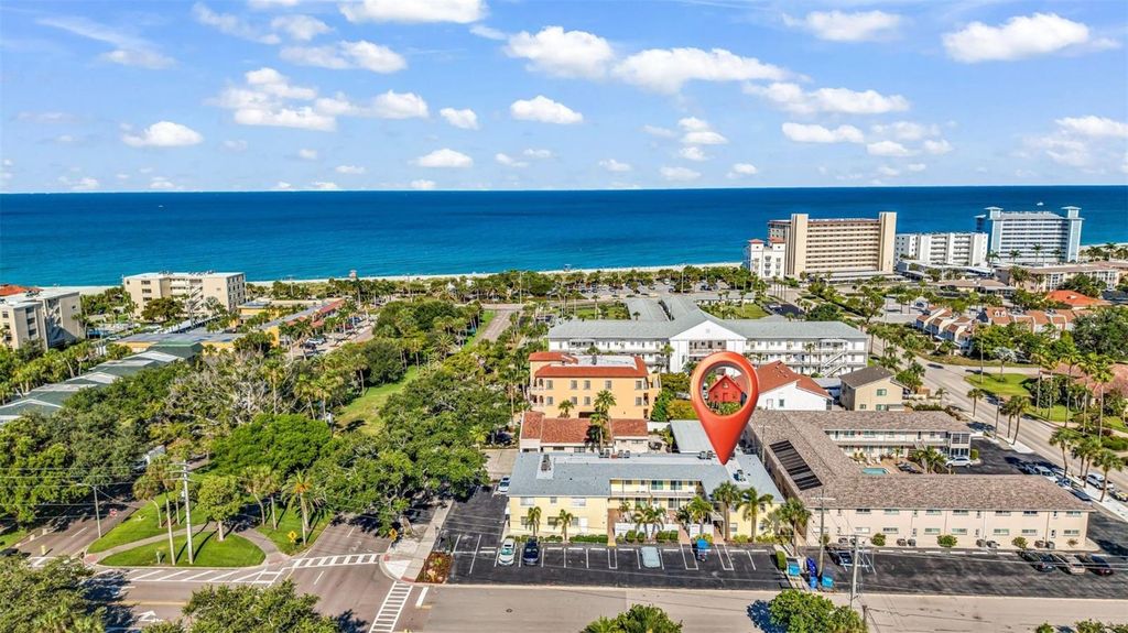 700 W VENICE AVENUE 206, Venice, FL 34285