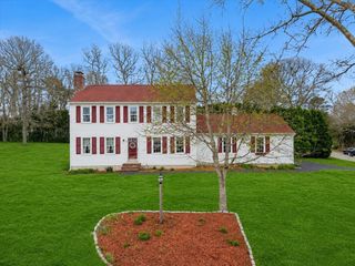 34 Windsor Way, Mashpee, MA 02649