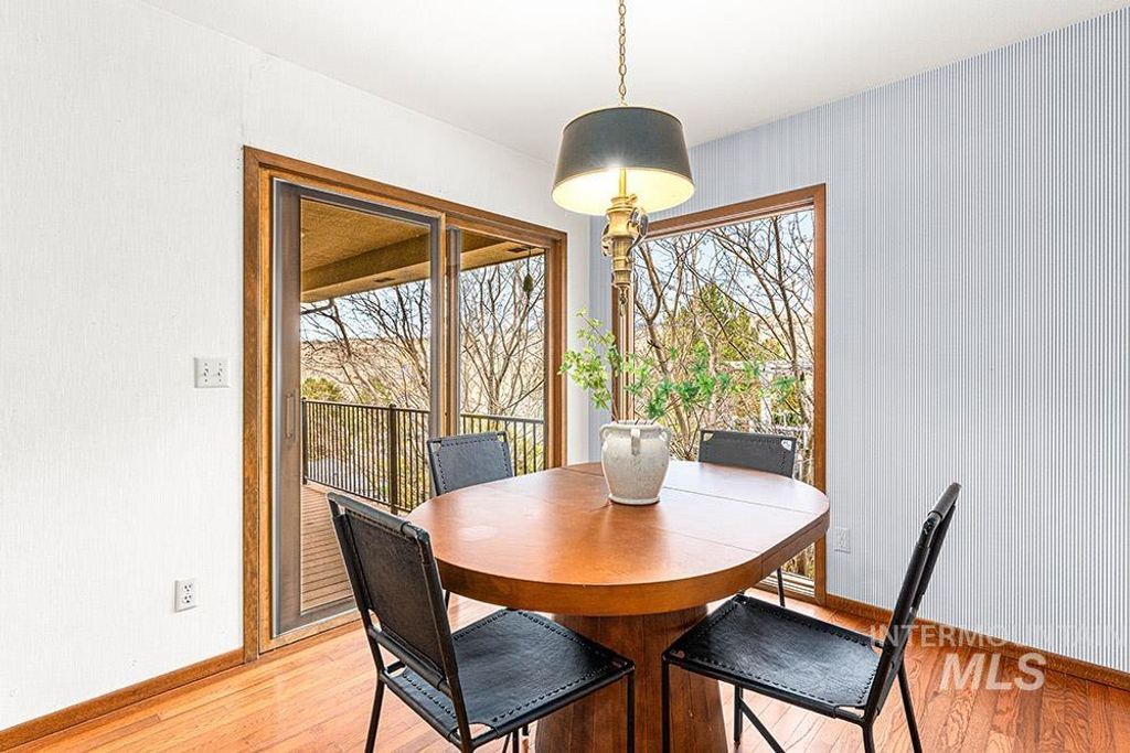 1062 E Harcourt Dr, Boise, ID 83702 photo 14