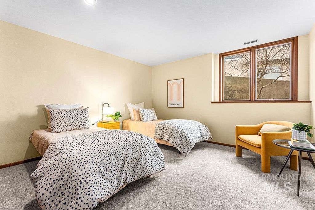 1062 E Harcourt Dr, Boise, ID 83702 photo 22