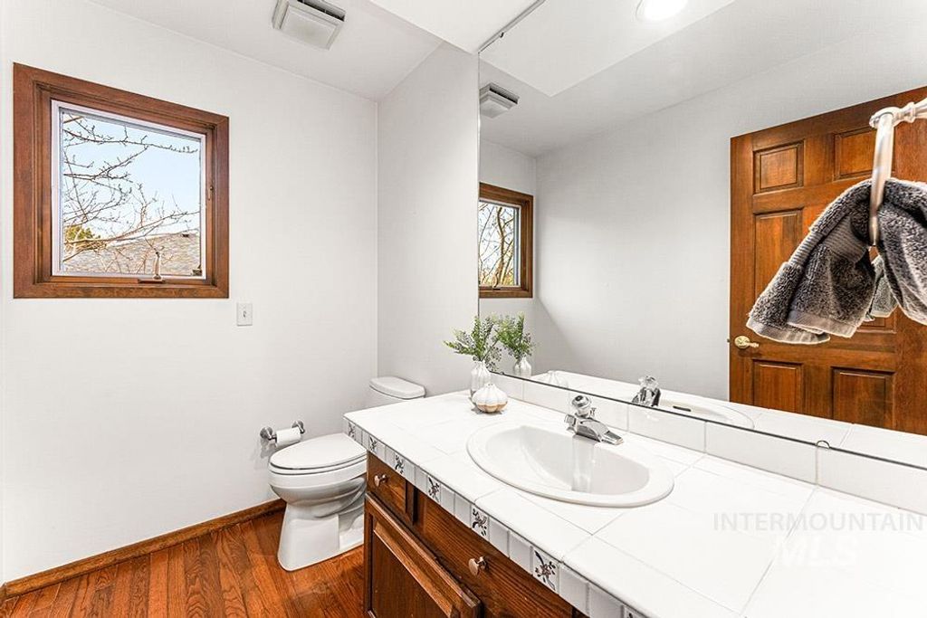 1062 E Harcourt Dr, Boise, ID 83702 photo 23