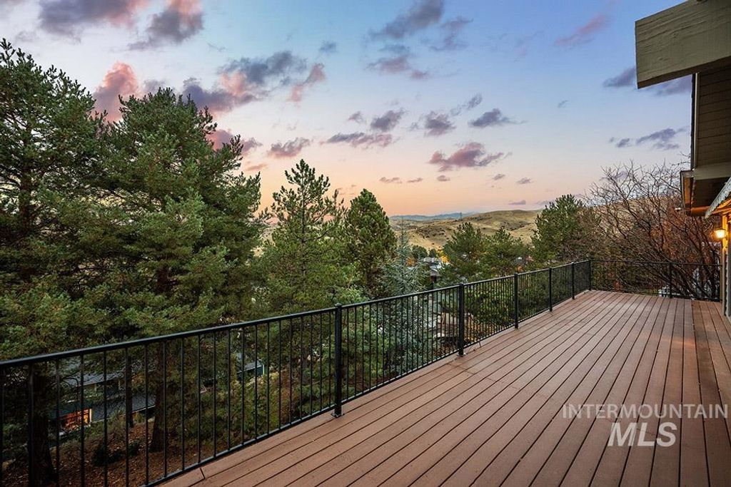 1062 E Harcourt Dr, Boise, ID 83702 photo 29