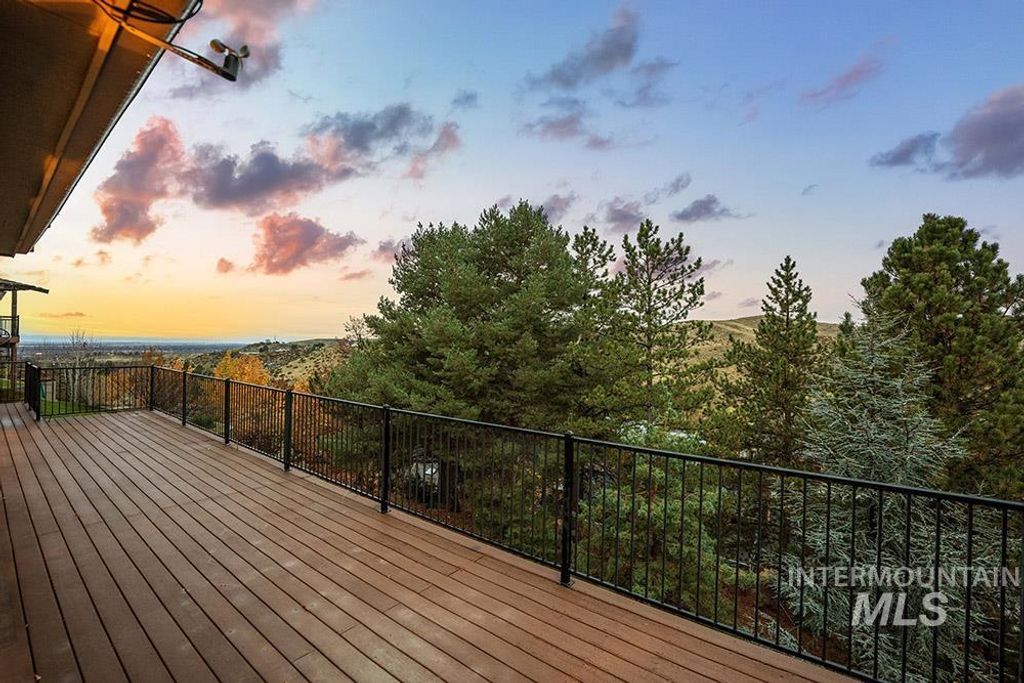 1062 E Harcourt Dr, Boise, ID 83702 photo 30