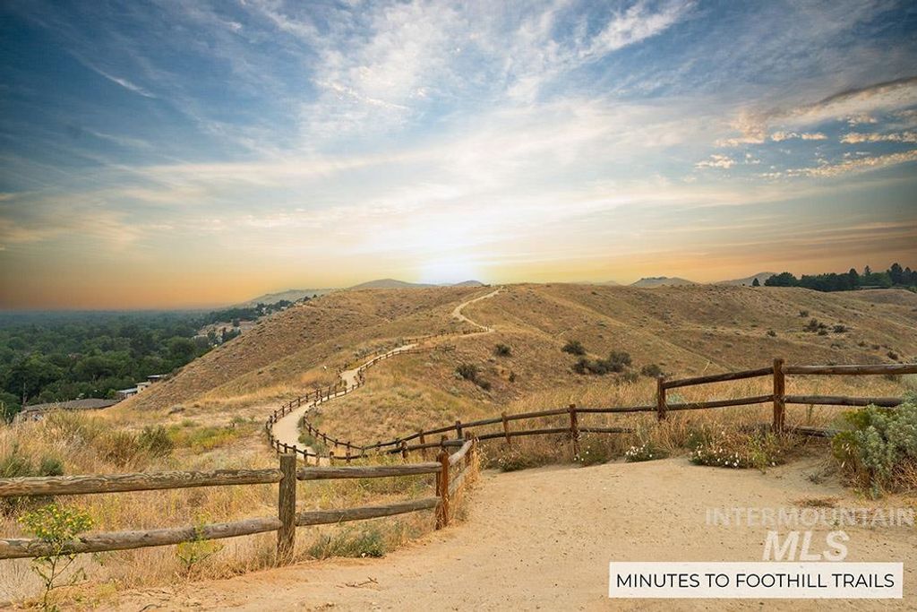 1062 E Harcourt Dr, Boise, ID 83702 photo 39