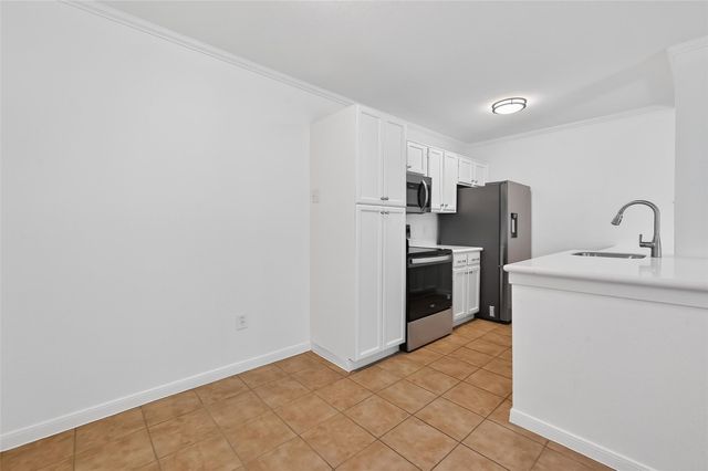 3770 Lovers Wood Lane 1006, Houston, TX 77014