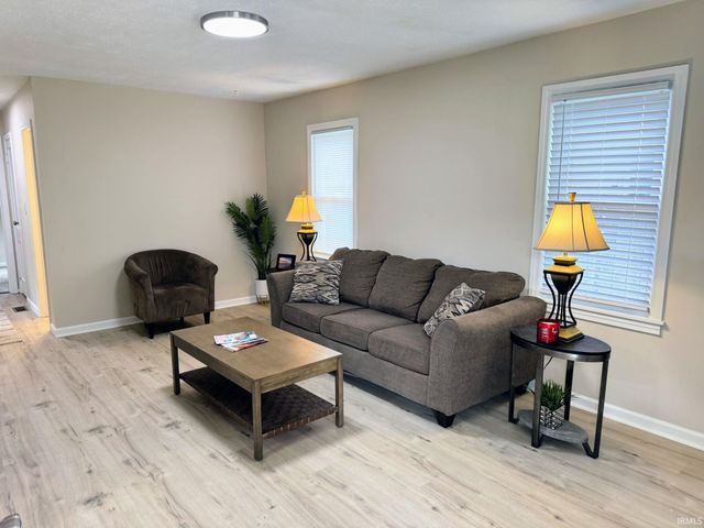2208 Margybeth Avenue, Evansville, IN 47714