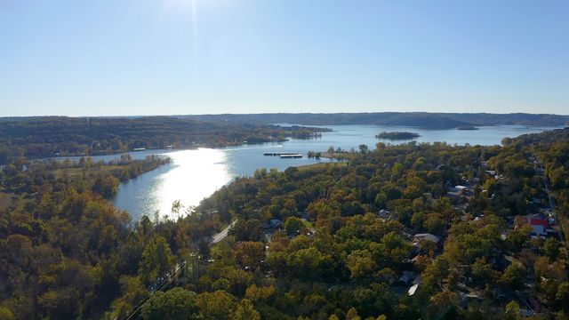 161 Foggy Bay Lane, Hollister, MO 65672