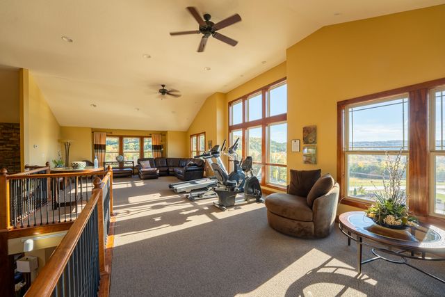 161 Foggy Bay Lane, Hollister, MO 65672