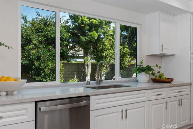 3790 Violet St, Seal Beach, CA 90740