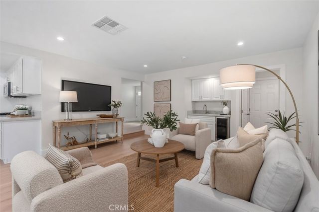 3790 Violet St, Seal Beach, CA 90740