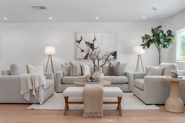 3790 Violet St, Seal Beach, CA 90740