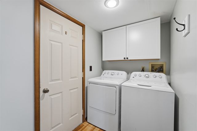 37962 Munger Drive, Livonia, MI 48154